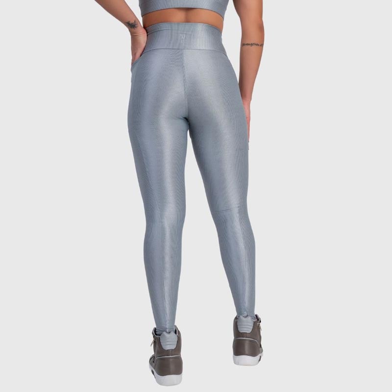 legging-satisfacao-cinza-claro-3-min