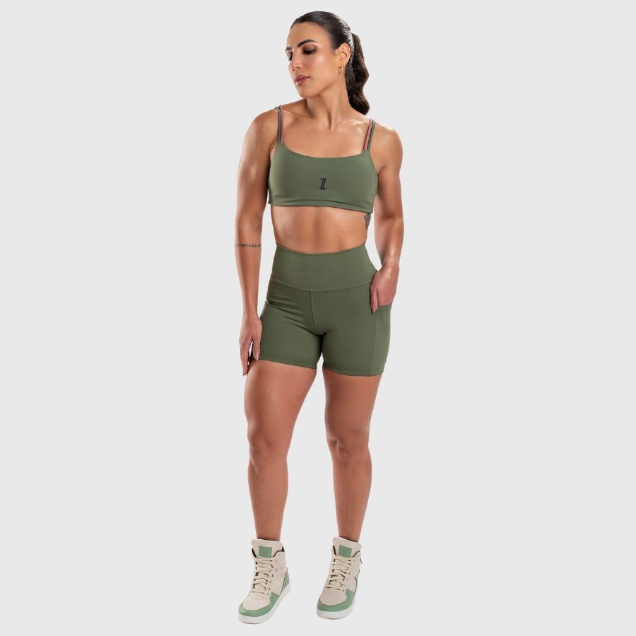 look-completo-verde-min